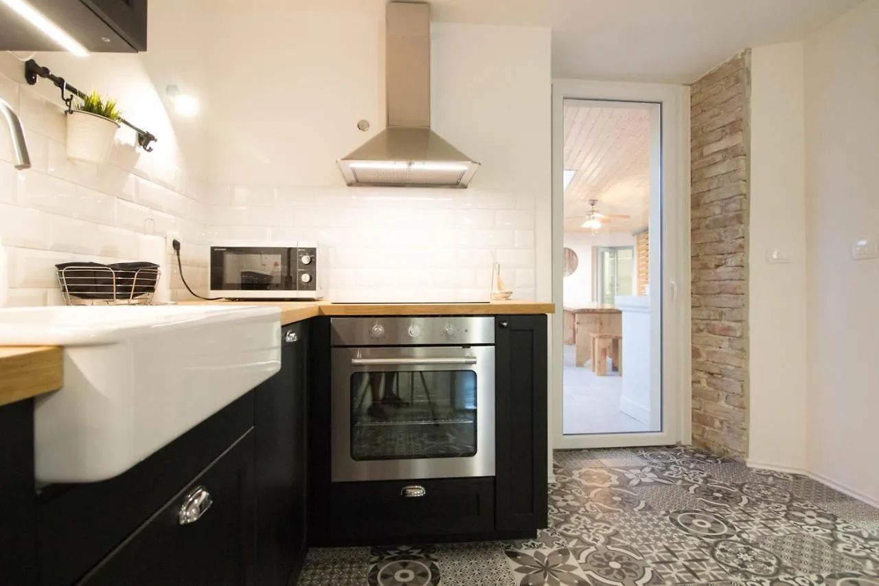 Wonderful Villa Antonici With Private Pool Near Pula - Wiibuk Liznjan